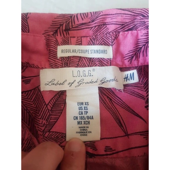 L.o.g.g. Womens Button down Shirt Size XS Pink Palms Print Hawaiian Tropical - Picture 9 of 12